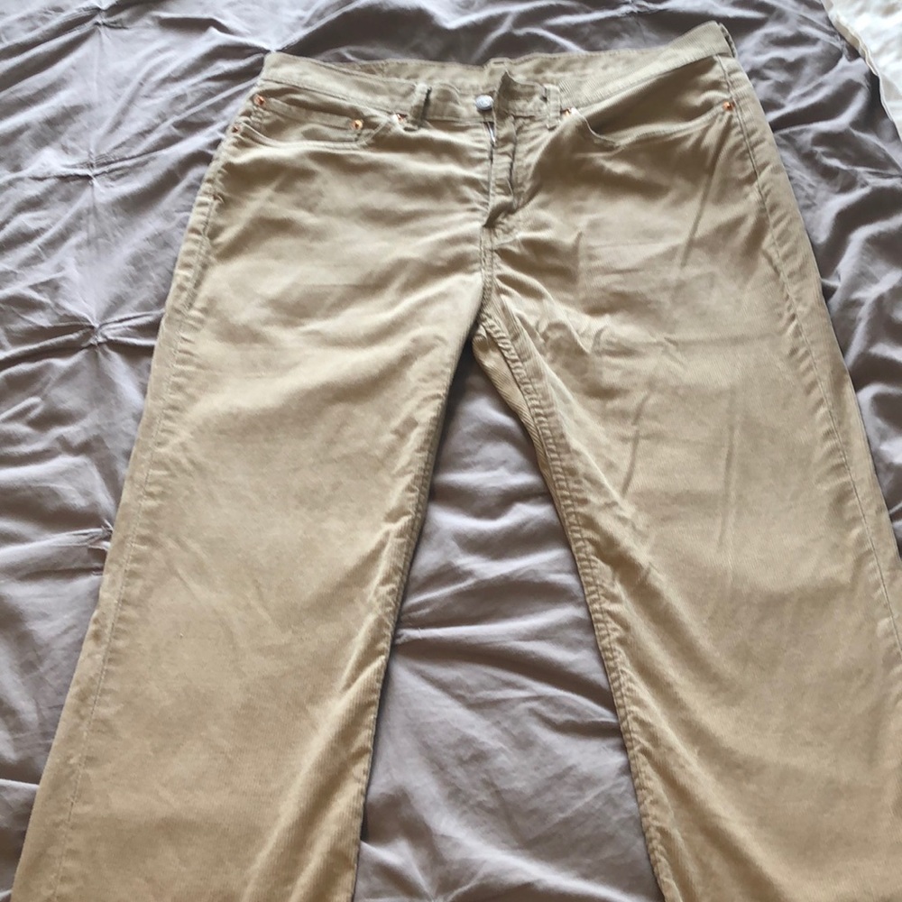 Levi’s 514 corduroy khaki pants